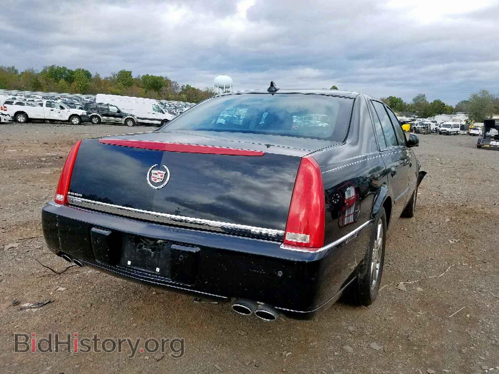 2011 CADILLAC DTS - VIN: 1G6KD5E62BU103295 - Фото 4