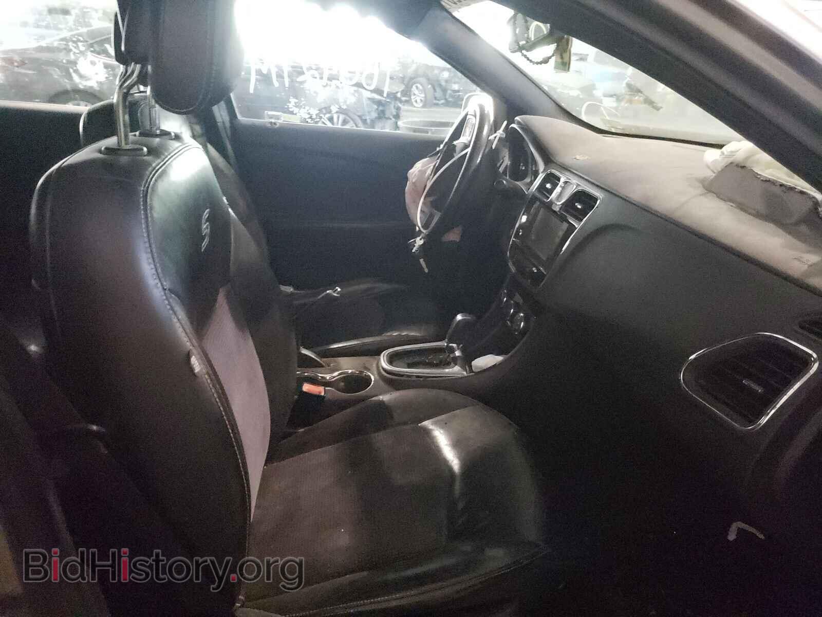 2012 CHRYSLER 200 - VIN: 1C3CCBHG8CN302438 - Фото 5