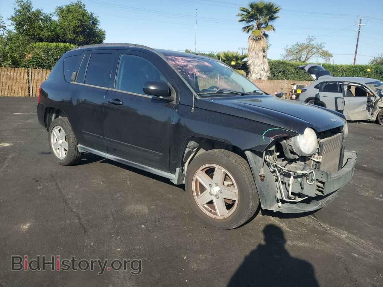 2010 JEEP COMPASS - VIN: 1J4NT4FB8AD640913 - Фото 4