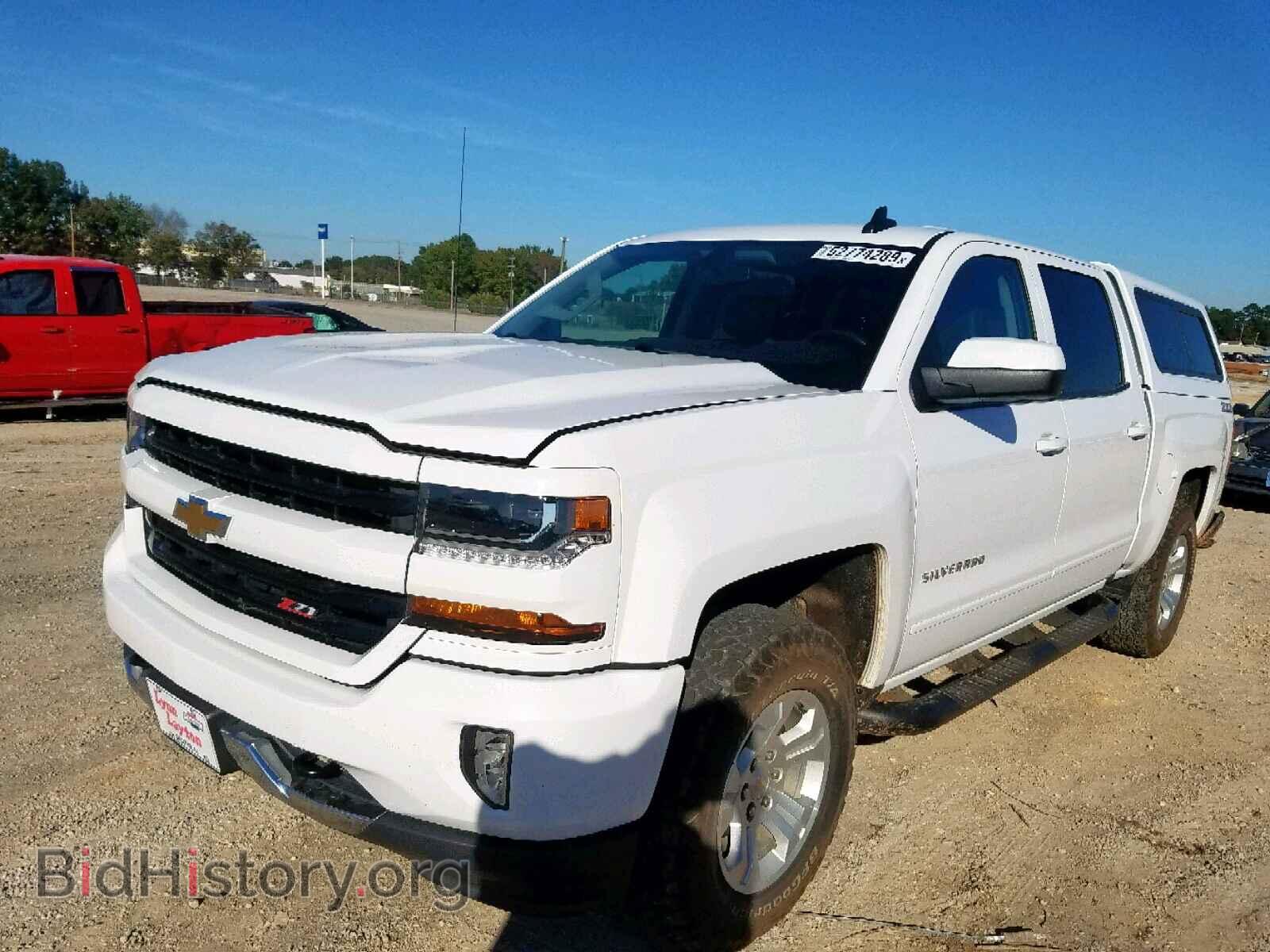 2017 CHEVROLET SILVERADO - VIN: 3GCUKREC3HG505170 - Фото 2