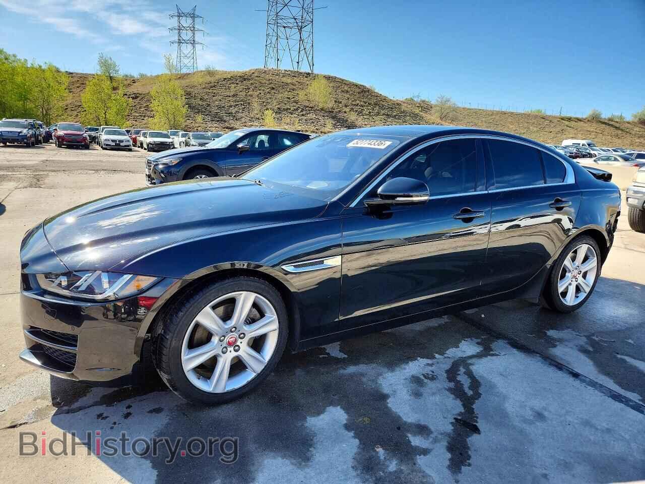 Photo SAJAE4BG1HA968011 - JAGUAR XE 2017