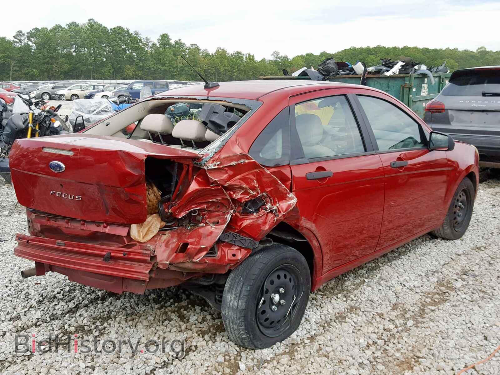 2009 FORD FOCUS - VIN: 1FAHP34N09W201628 - Photo 4