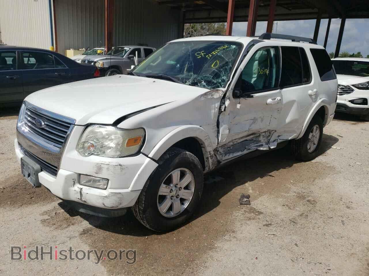 2010 FORD EXPLORER - VIN: 1FMEU6DE5AUB03679 - Photo 2