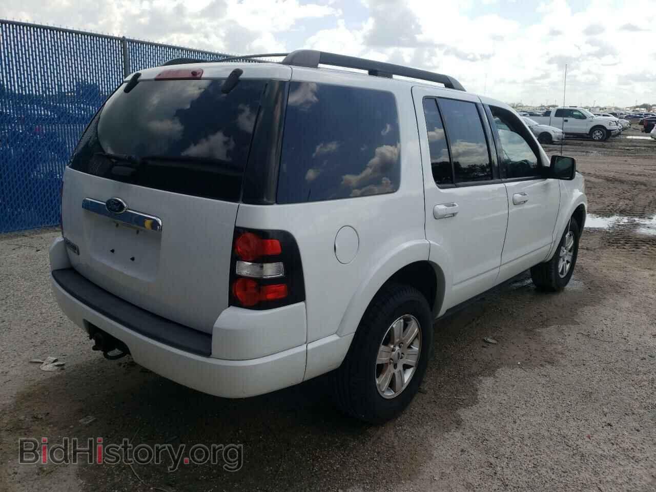 2010 FORD EXPLORER - VIN: 1FMEU6DE5AUB03679 - Photo 4