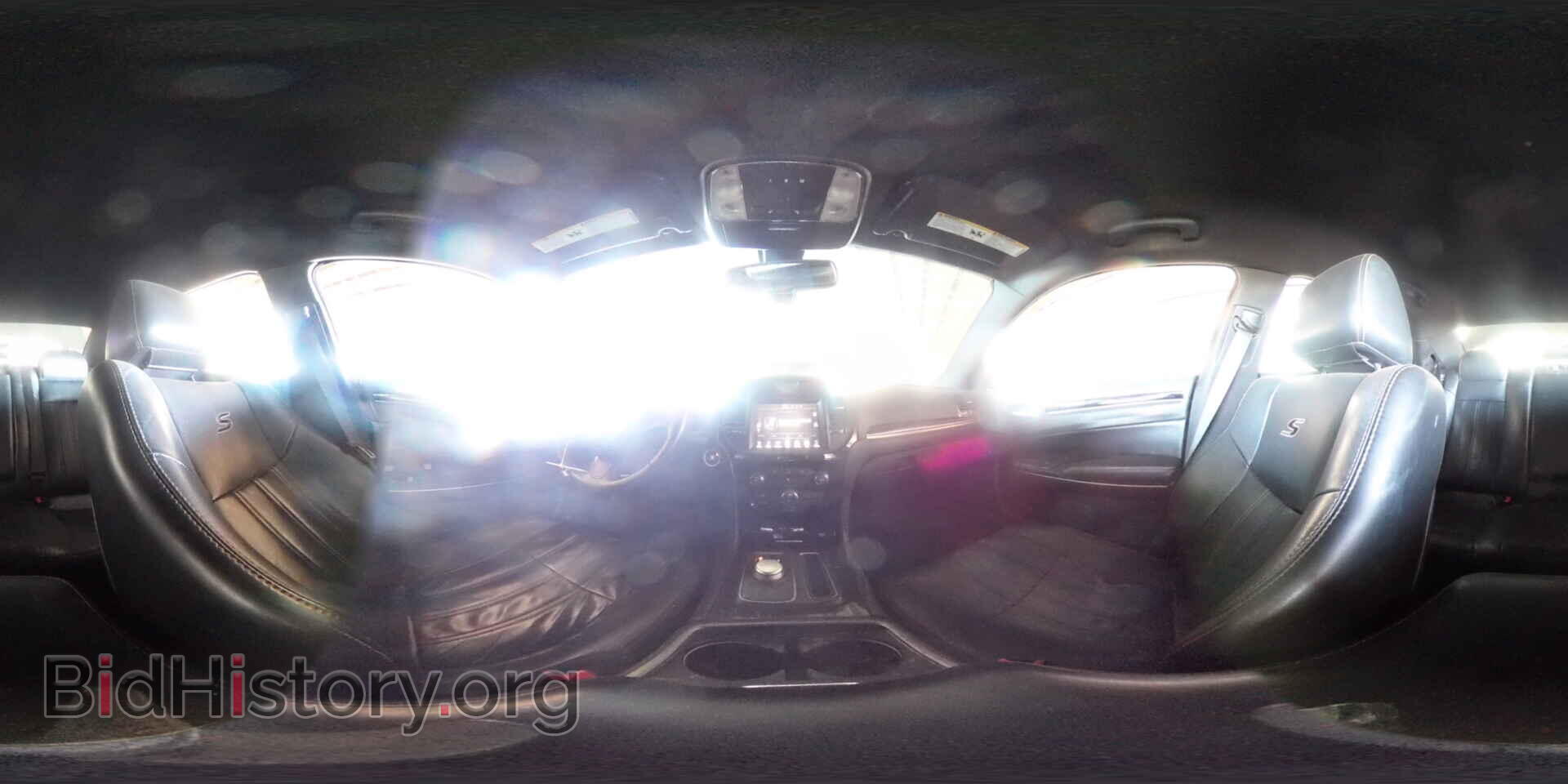 2016 CHRYSLER 300 - VIN: 2C3CCABG3GH295061 - Фото 14