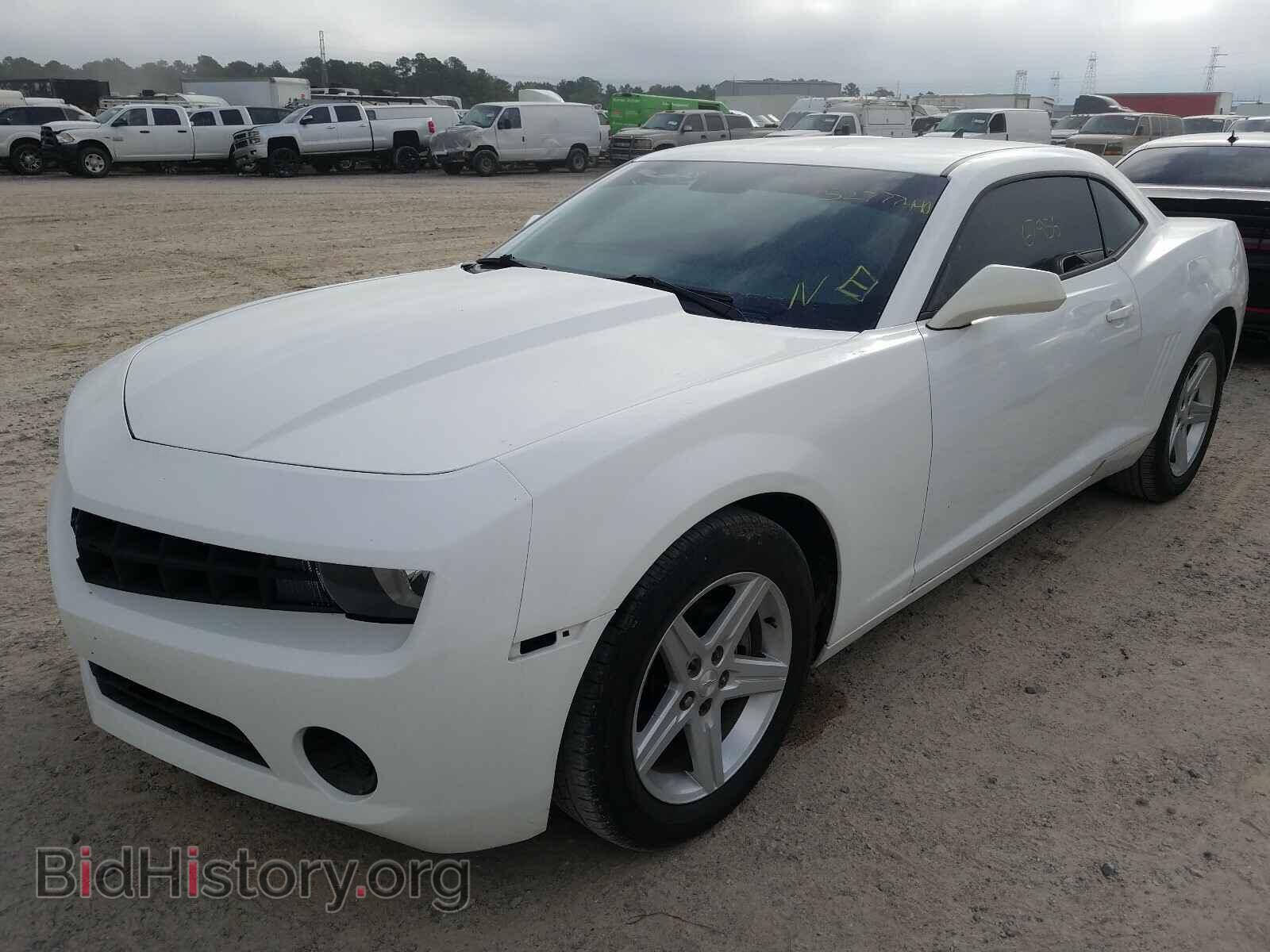 2010 CHEVROLET CAMARO - VIN: 2G1FB1EV8A9197904 - Фото 2