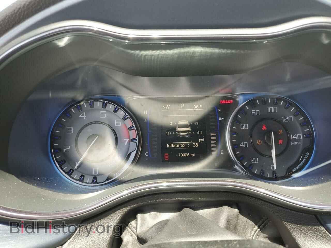 2016 CHRYSLER 200 - VIN: 1C3CCCBB3GN105041 - Фото 8