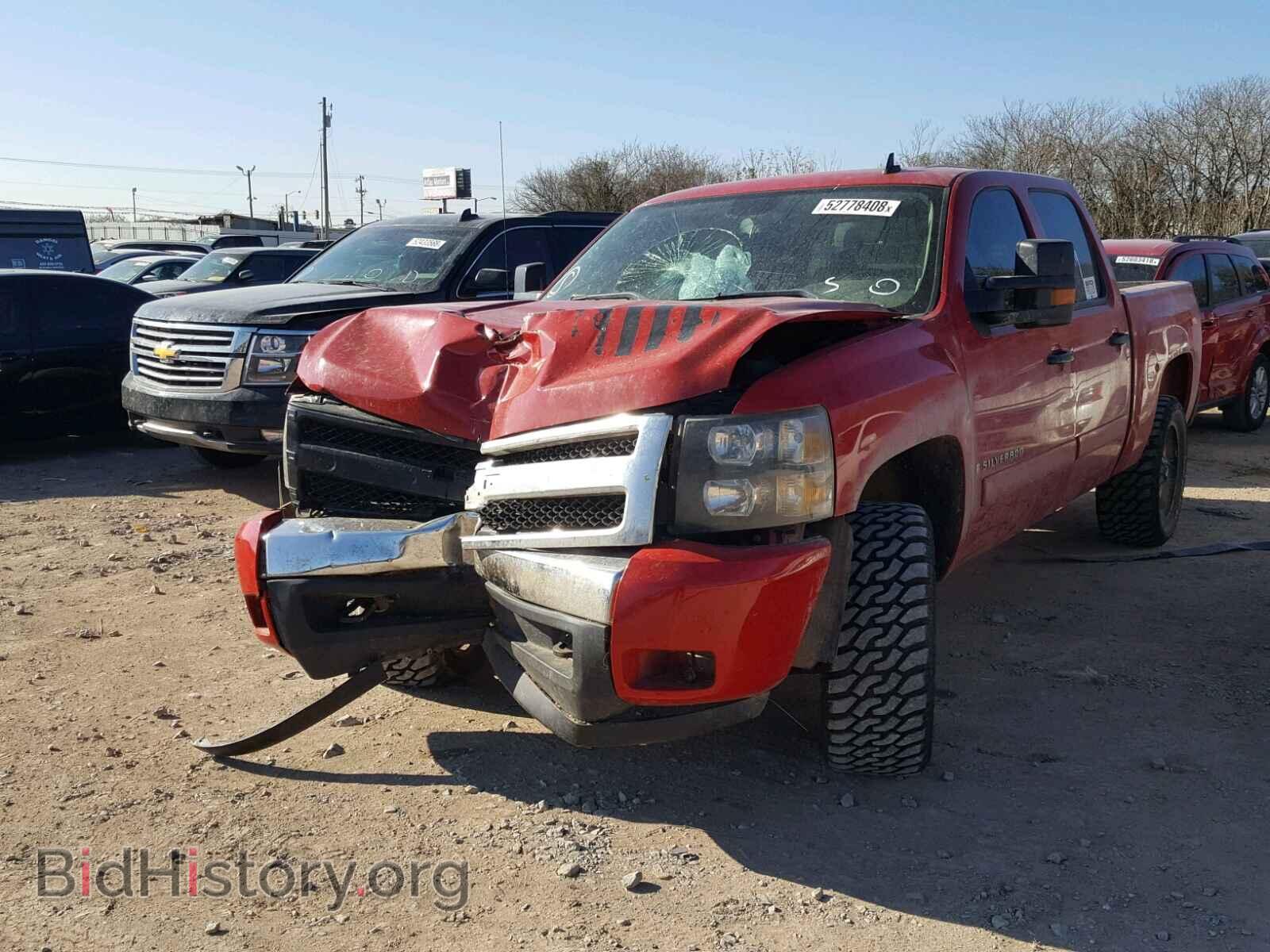 2007 CHEVROLET SILVERADO - VIN: 2GCEC13J571724336 - Фото 2