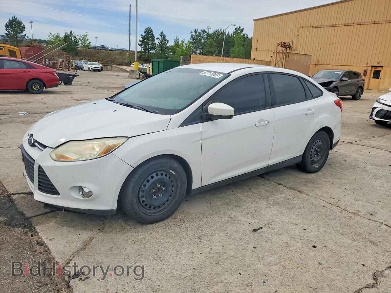 Photo 1FAHP3F23CL192404 - FORD FOCUS 2012