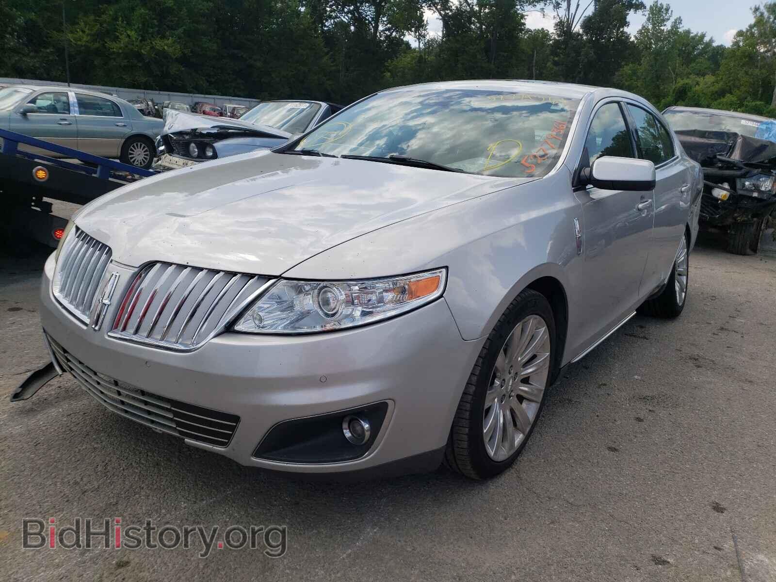 2009 LINCOLN MKS - VIN: 1LNHM93R89G618110 - Фото 2
