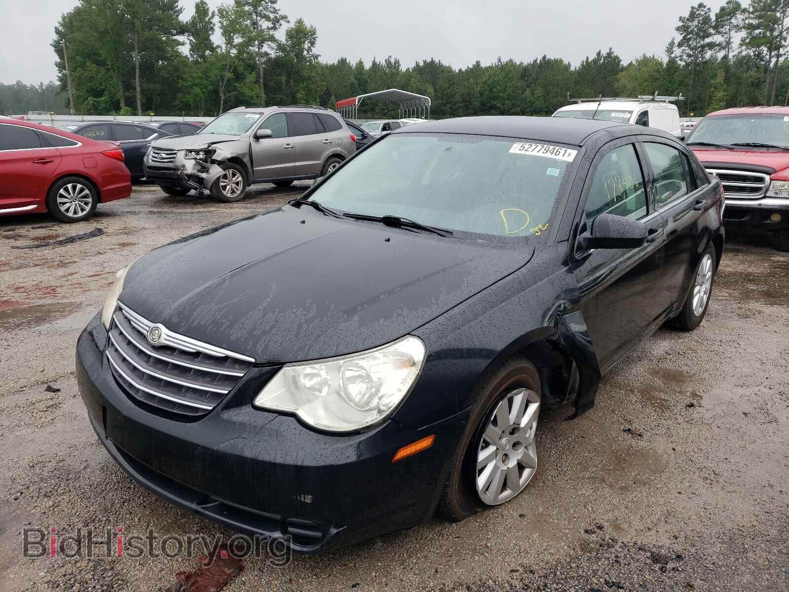 2010 CHRYSLER SEBRING - VIN: 1C3CC4FB3AN202568 - Фото 2