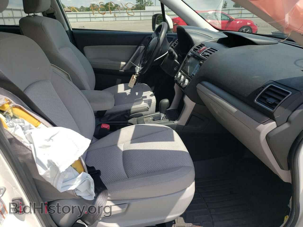 2016 SUBARU FORESTER - VIN: JF2SJAFC2GH465812 - Фото 5