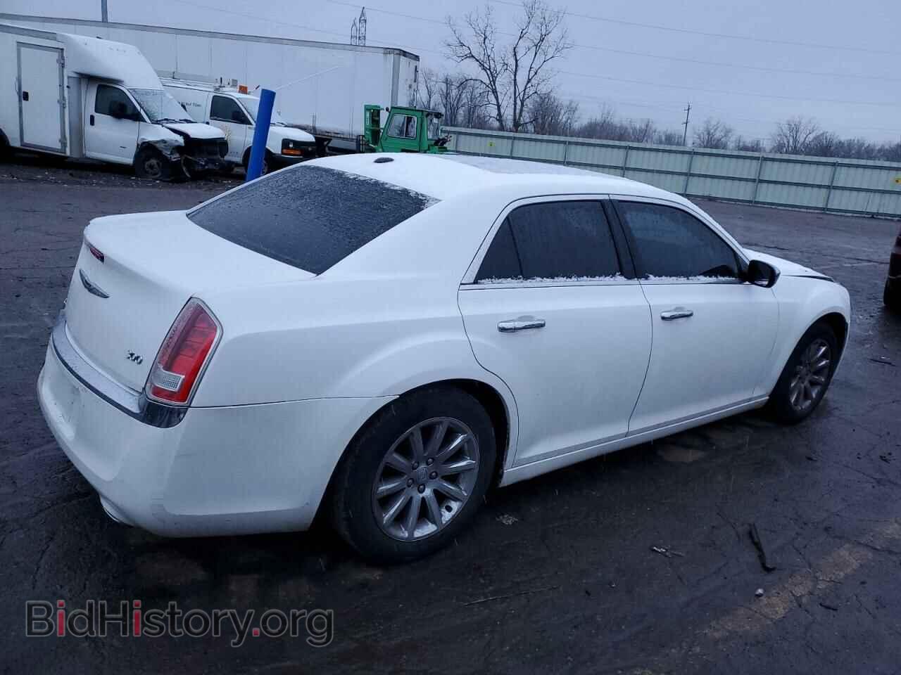 2012 CHRYSLER 300 - VIN: 2C3CCACG5CH152704 - Фото 3