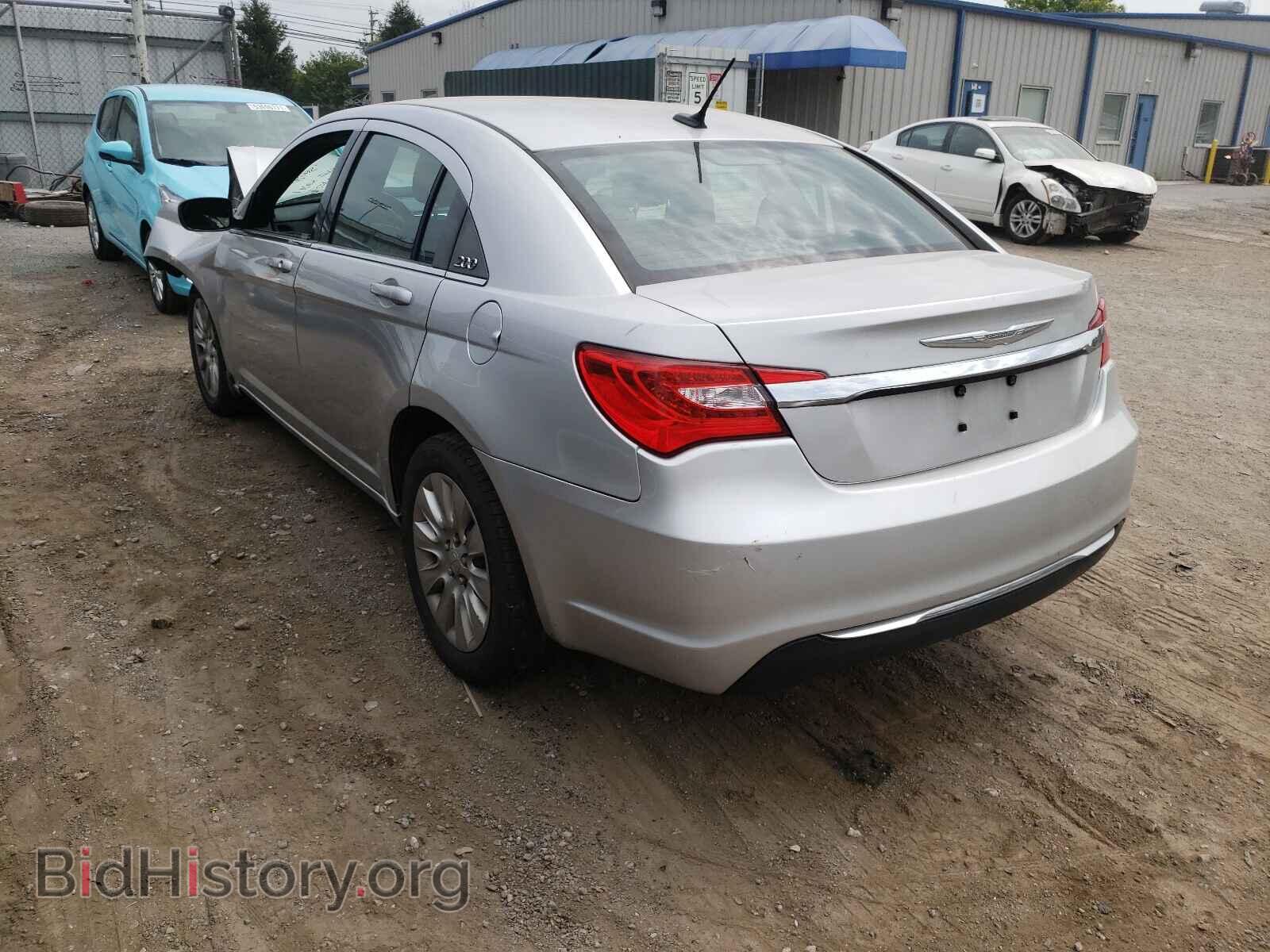 2012 CHRYSLER 200 - VIN: 1C3CCBAB1CN100541 - Фото 3