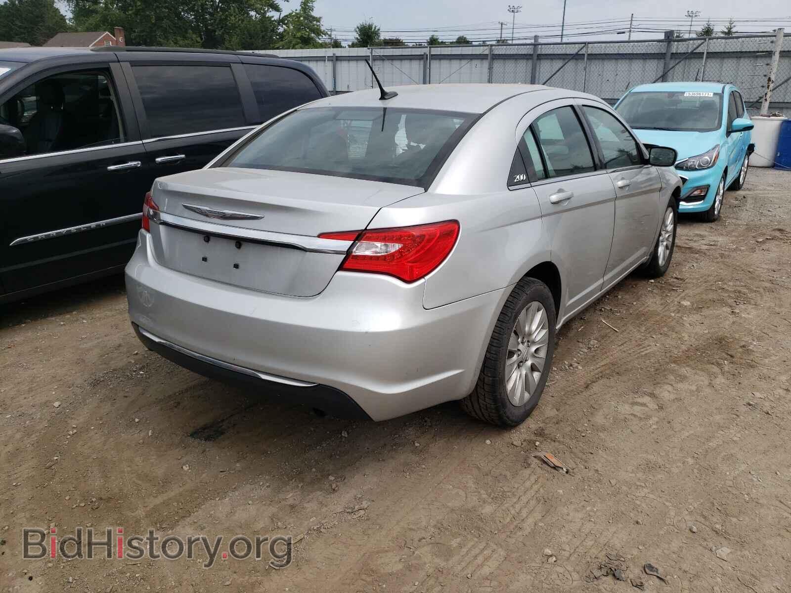 2012 CHRYSLER 200 - VIN: 1C3CCBAB1CN100541 - Фото 4