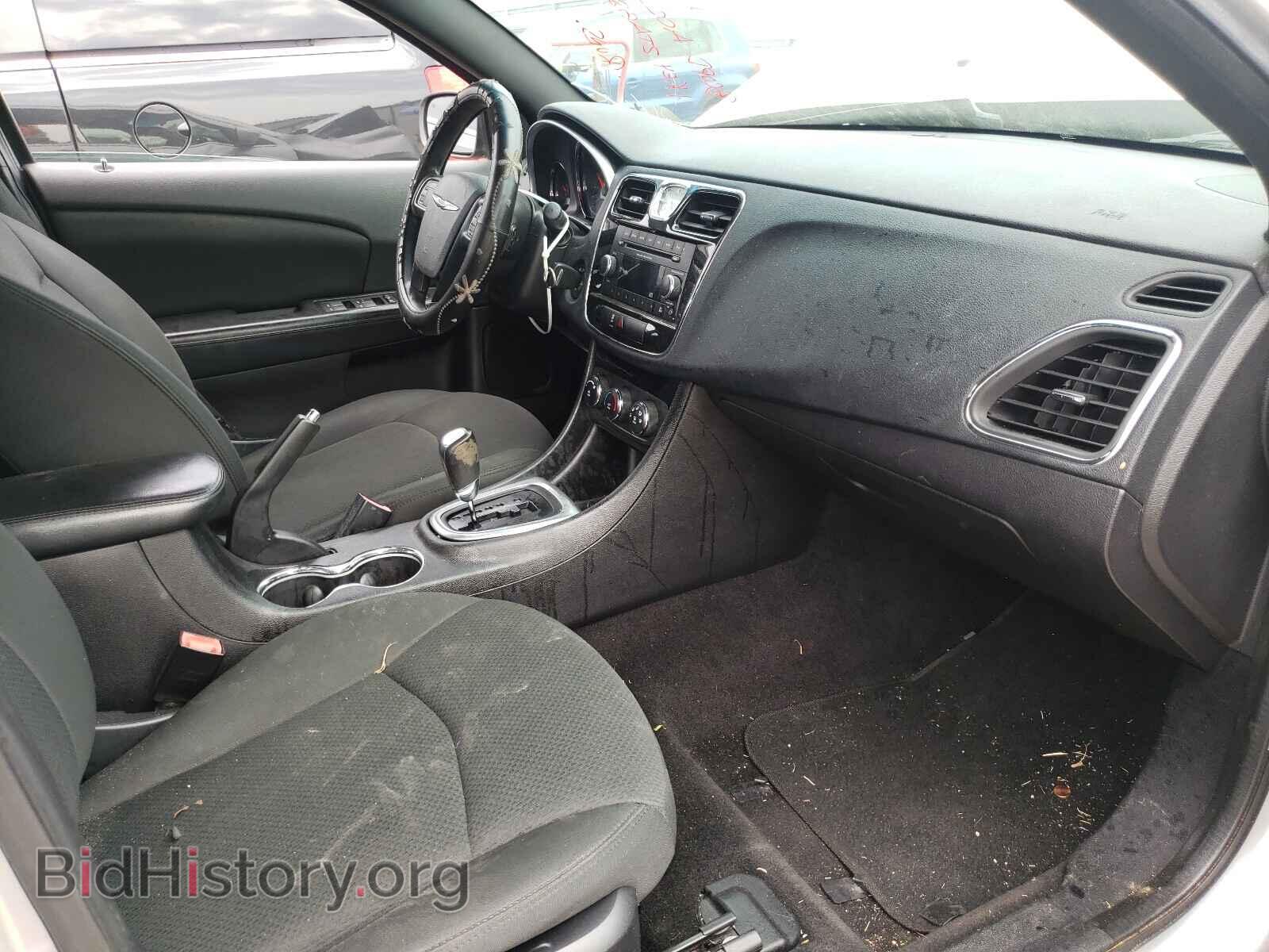2012 CHRYSLER 200 - VIN: 1C3CCBAB1CN100541 - Фото 5