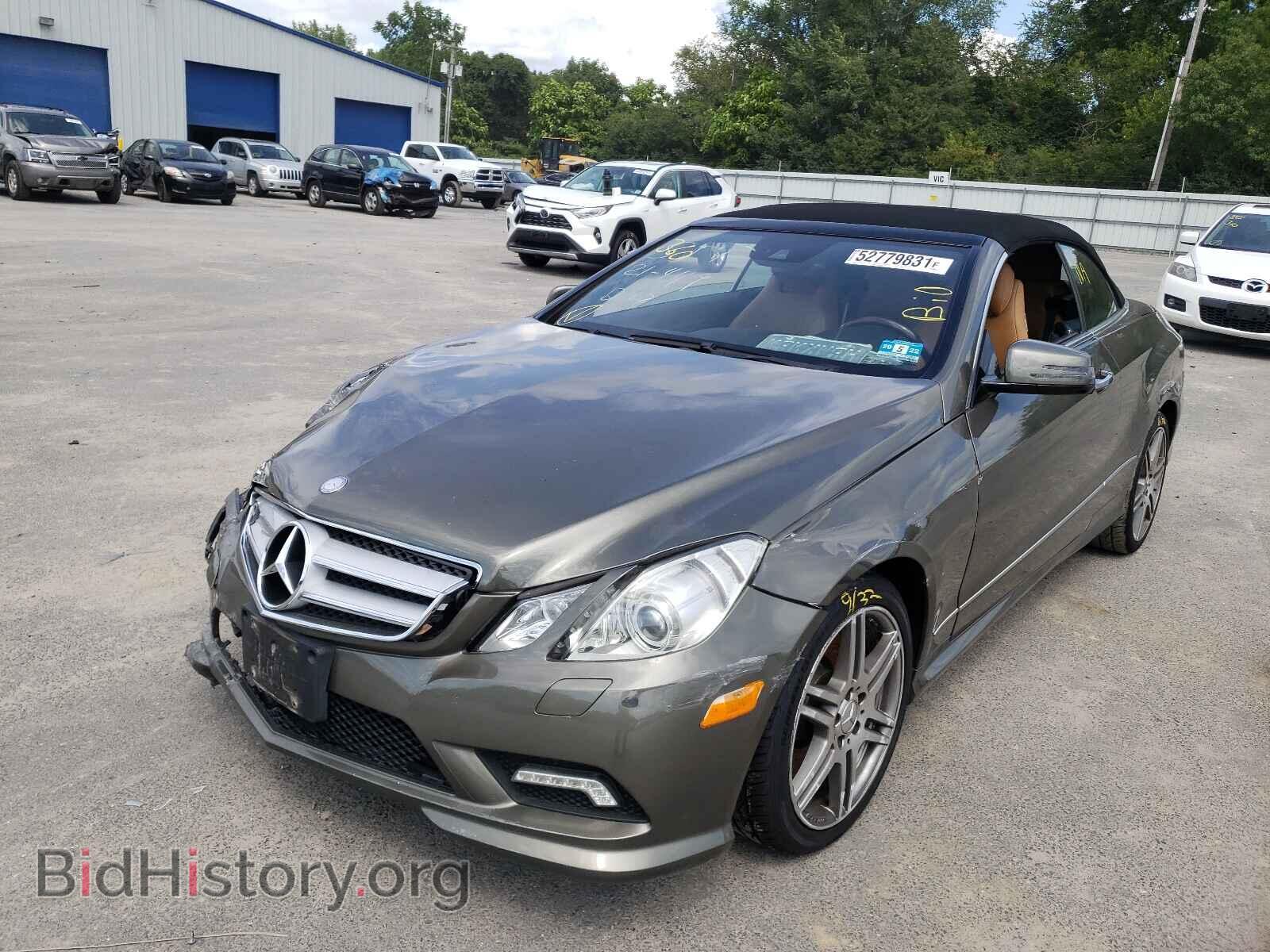 2011 MERCEDES-BENZ E-CLASS - VIN: WDDKK7CF4BF043130 - Фото 2