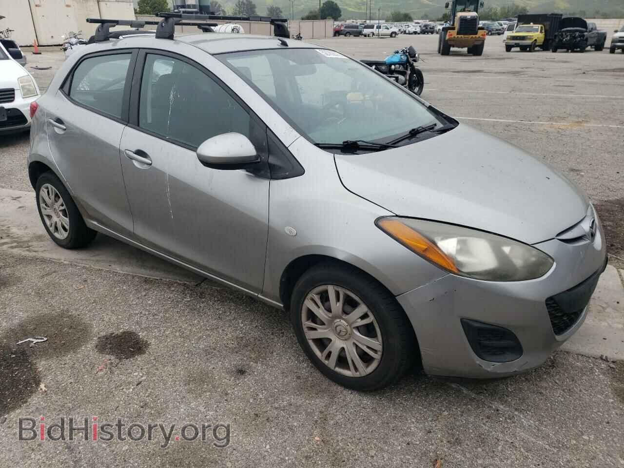 2011 MAZDA 2 - VIN: JM1DE1HY8B0122000 - Photo 4
