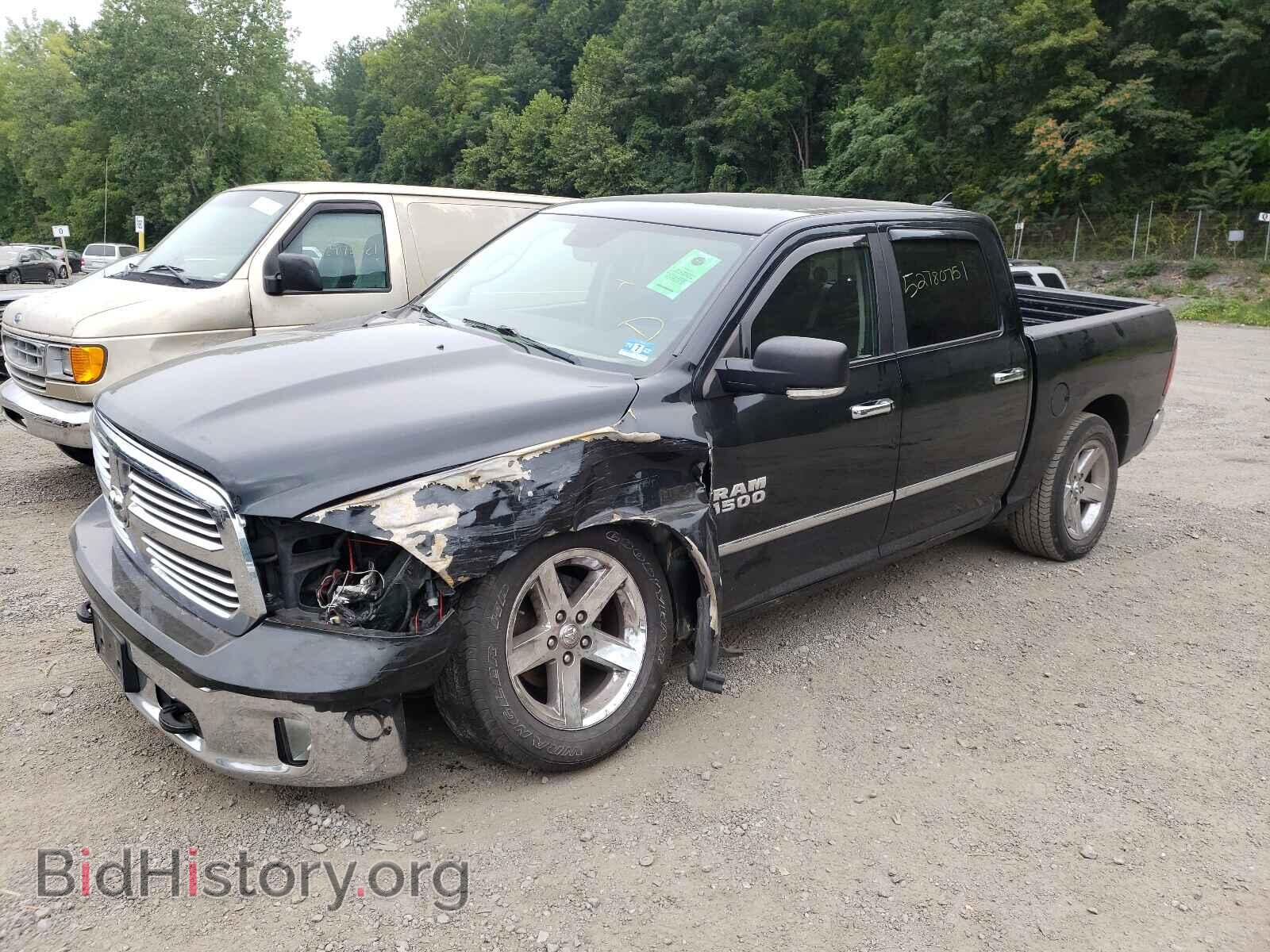 2015 RAM 1500 - VIN: 1C6RR7LT3FS744921 - Photo 2
