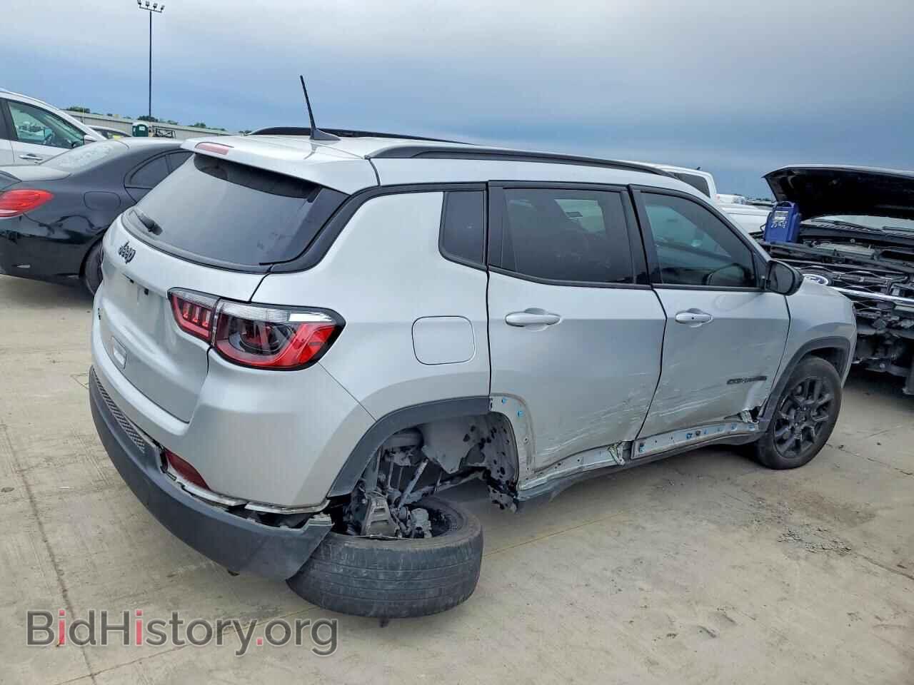 2025 JEEP COMPASS - VIN: 3C4NJDBN9ST517872 - Фото 3