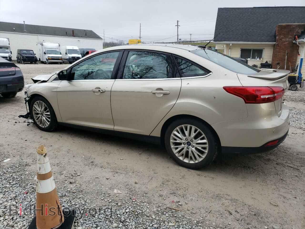 2018 FORD FOCUS - VIN: 1FADP3J27JL210390 - Фото 2