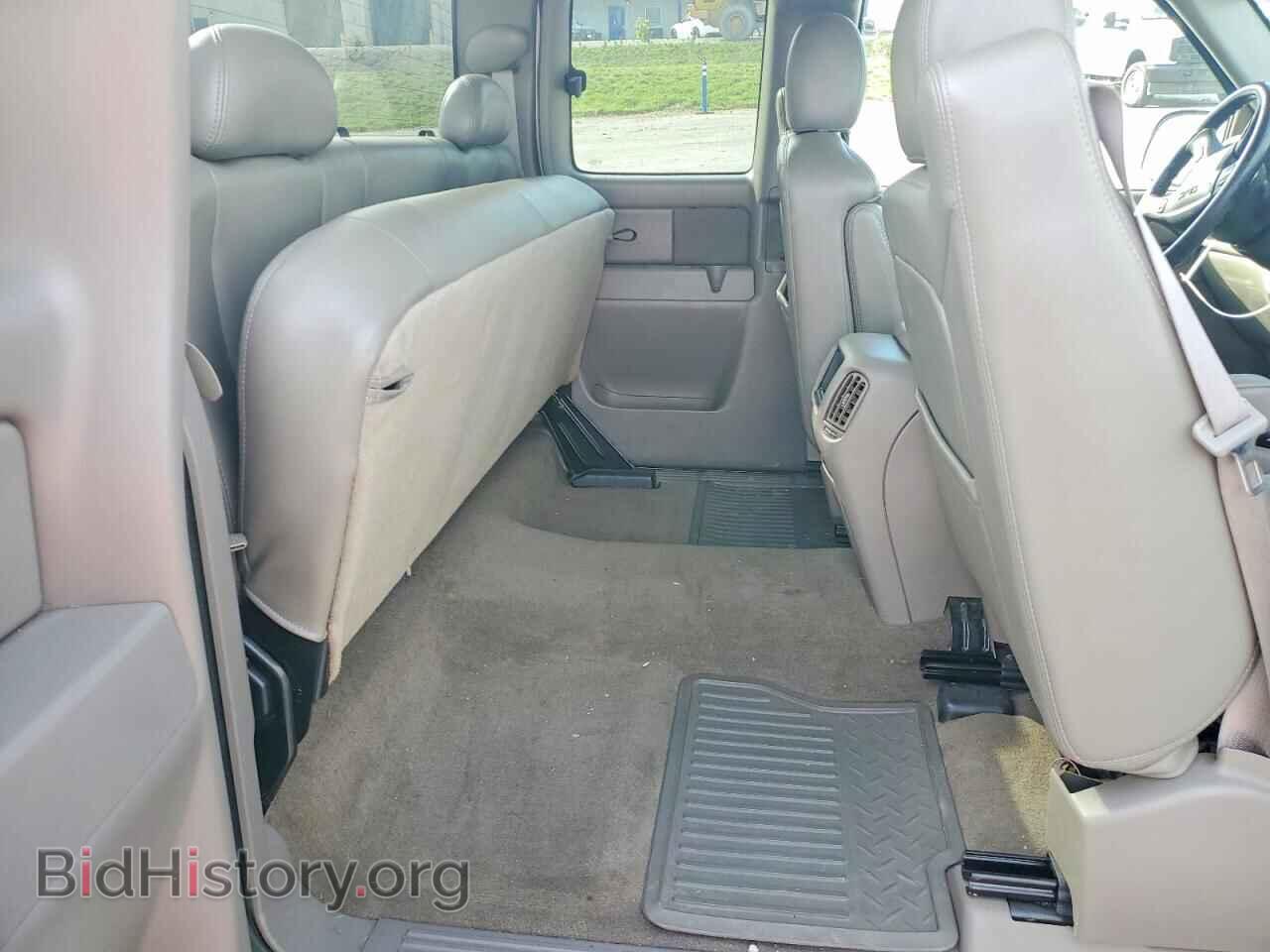2005 GMC SIERRA - VIN: 2GTEK19B651293117 - Photo 10