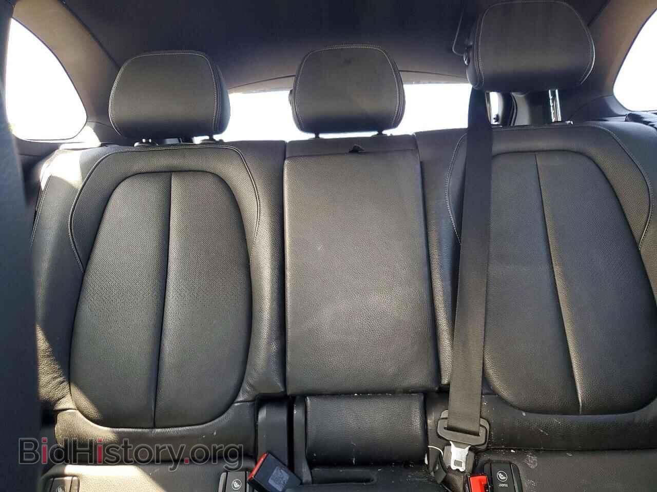 2017 BMW X1 - VIN: WBXHT3C32H5F72788 - Фото 10