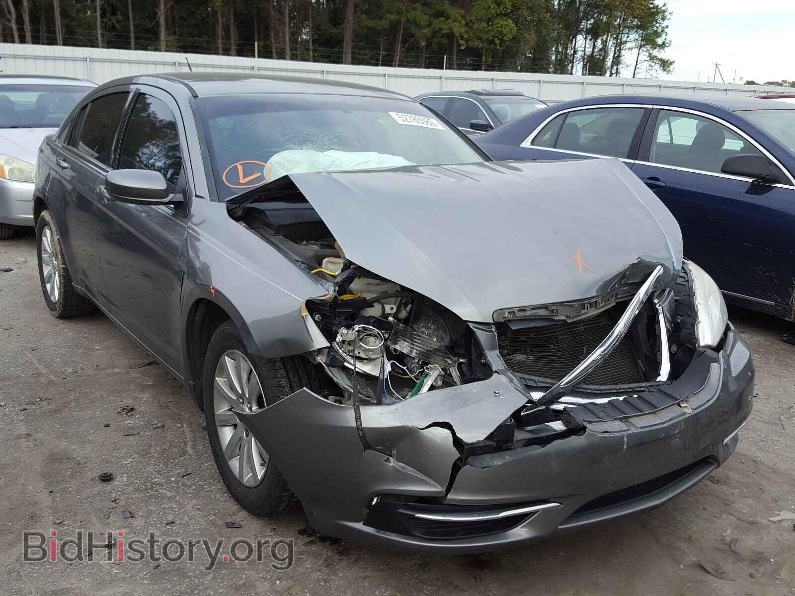 Photo 1C3BC1FB2BN602407 - CHRYSLER 200 2011