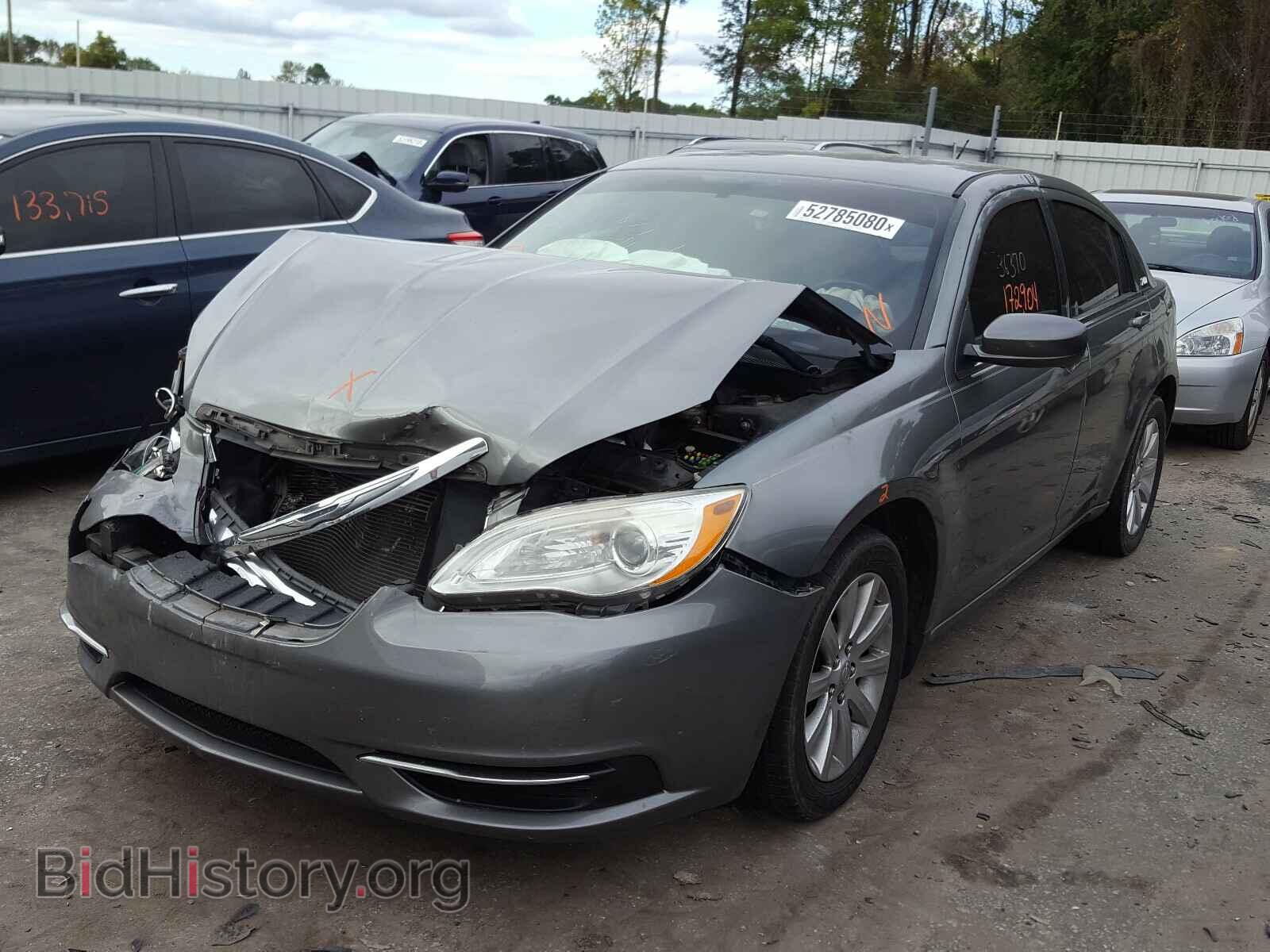 2011 CHRYSLER 200 - VIN: 1C3BC1FB2BN602407 - Фото 2