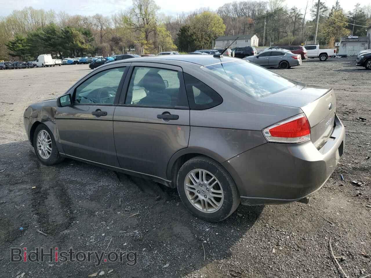 2011 FORD FOCUS - VIN: 1FAHP3FN2BW100562 - Фото 2
