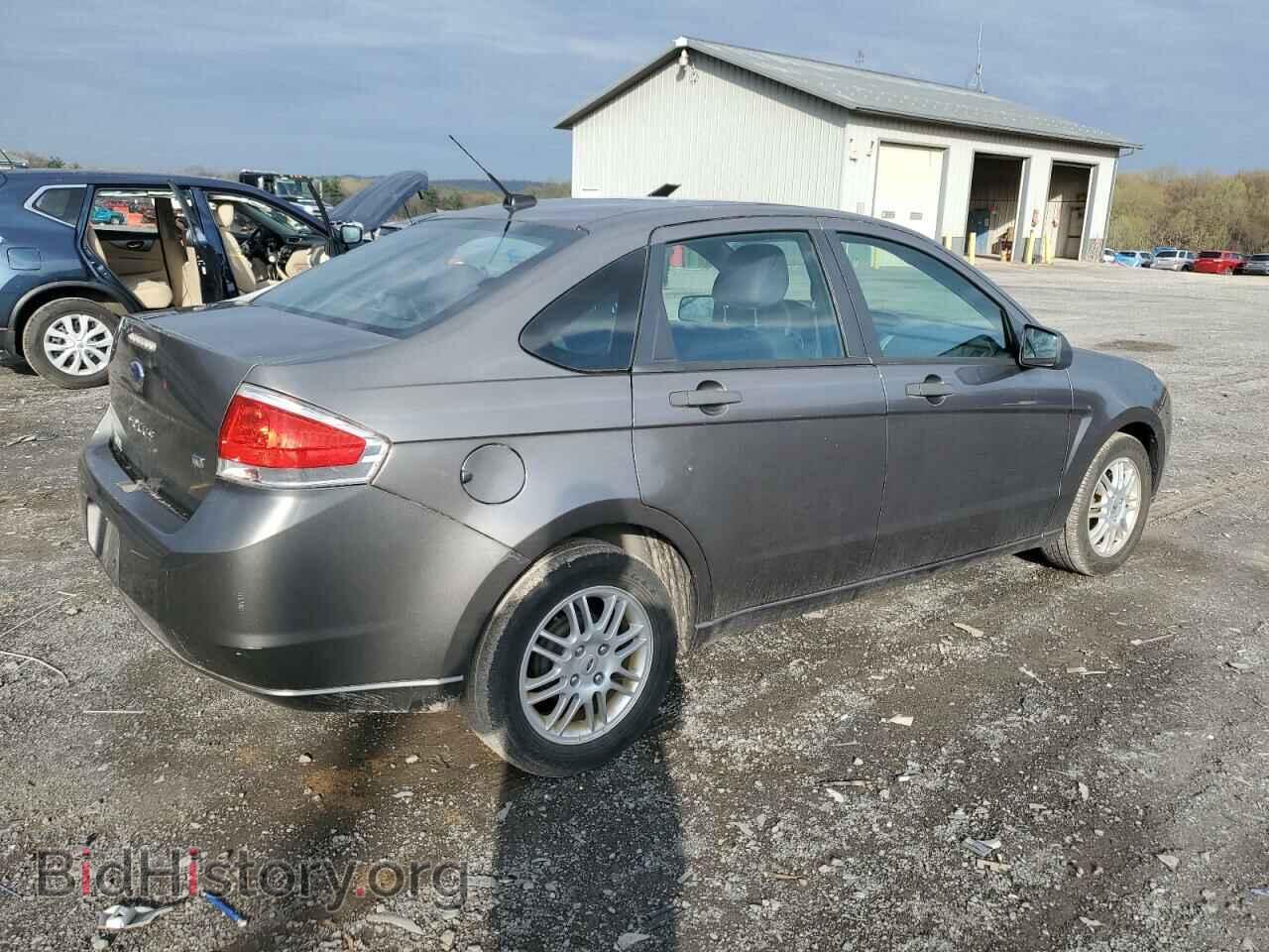 2011 FORD FOCUS - VIN: 1FAHP3FN2BW100562 - Фото 3