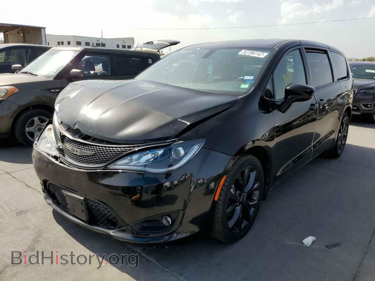 2018 CHRYSLER PACIFICA - VIN: 2C4RC1FG7JR227735 - Photo 2