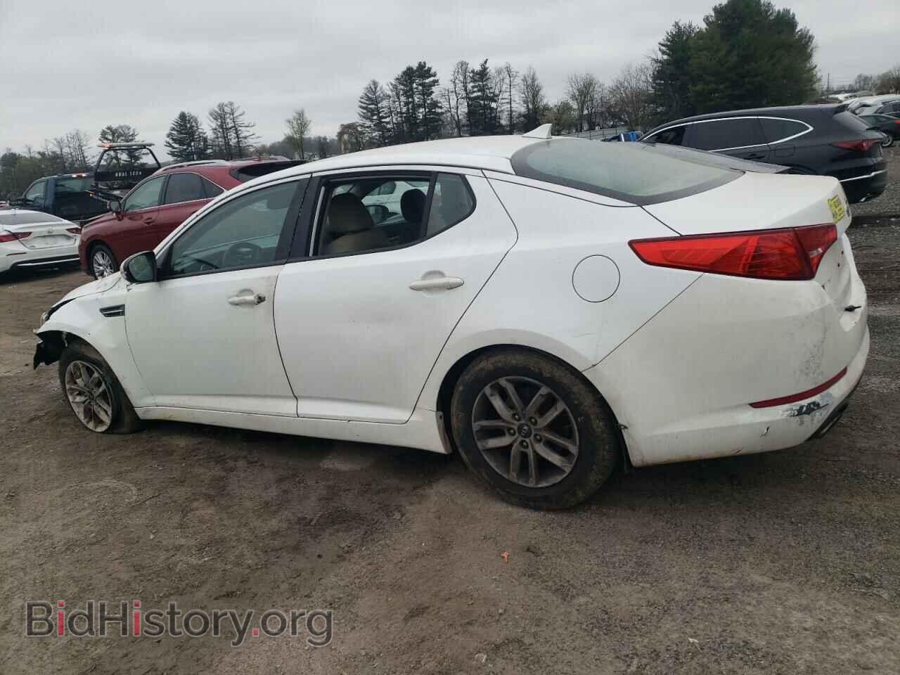 2011 KIA OPTIMA - VIN: KNAGM4A75B5054581 - Фото 2