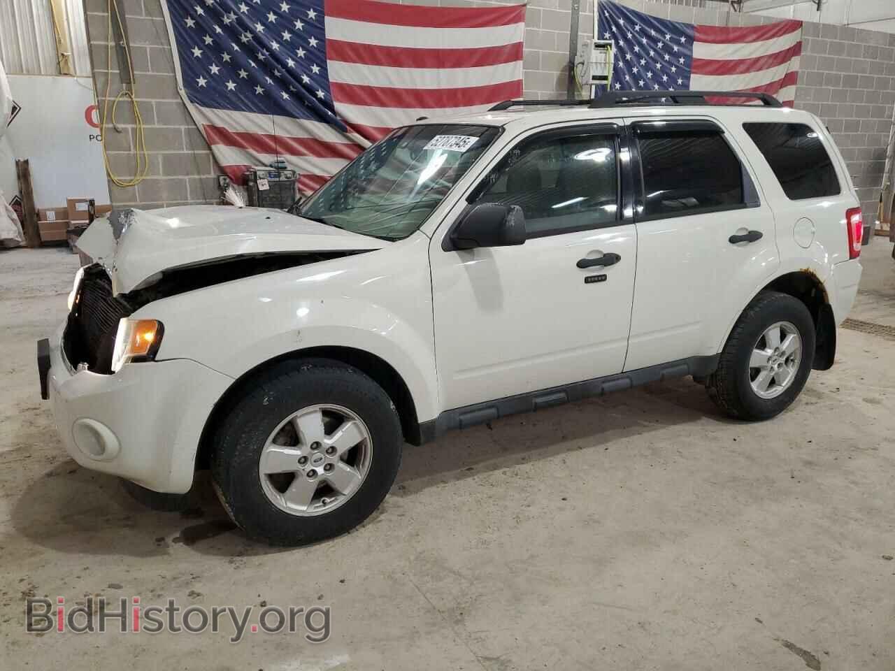 Фотография 1FMCU0DG2BKC68754 - FORD ESCAPE 2011