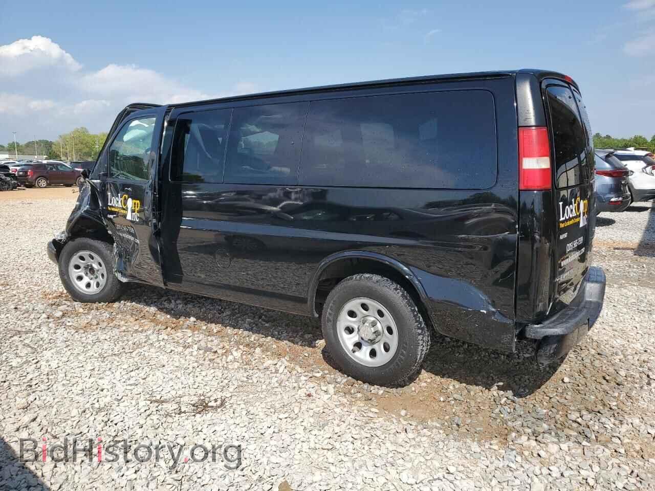 2013 CHEVROLET EXPRESS - VIN: 1GNSGBF48D1172679 - Фото 2