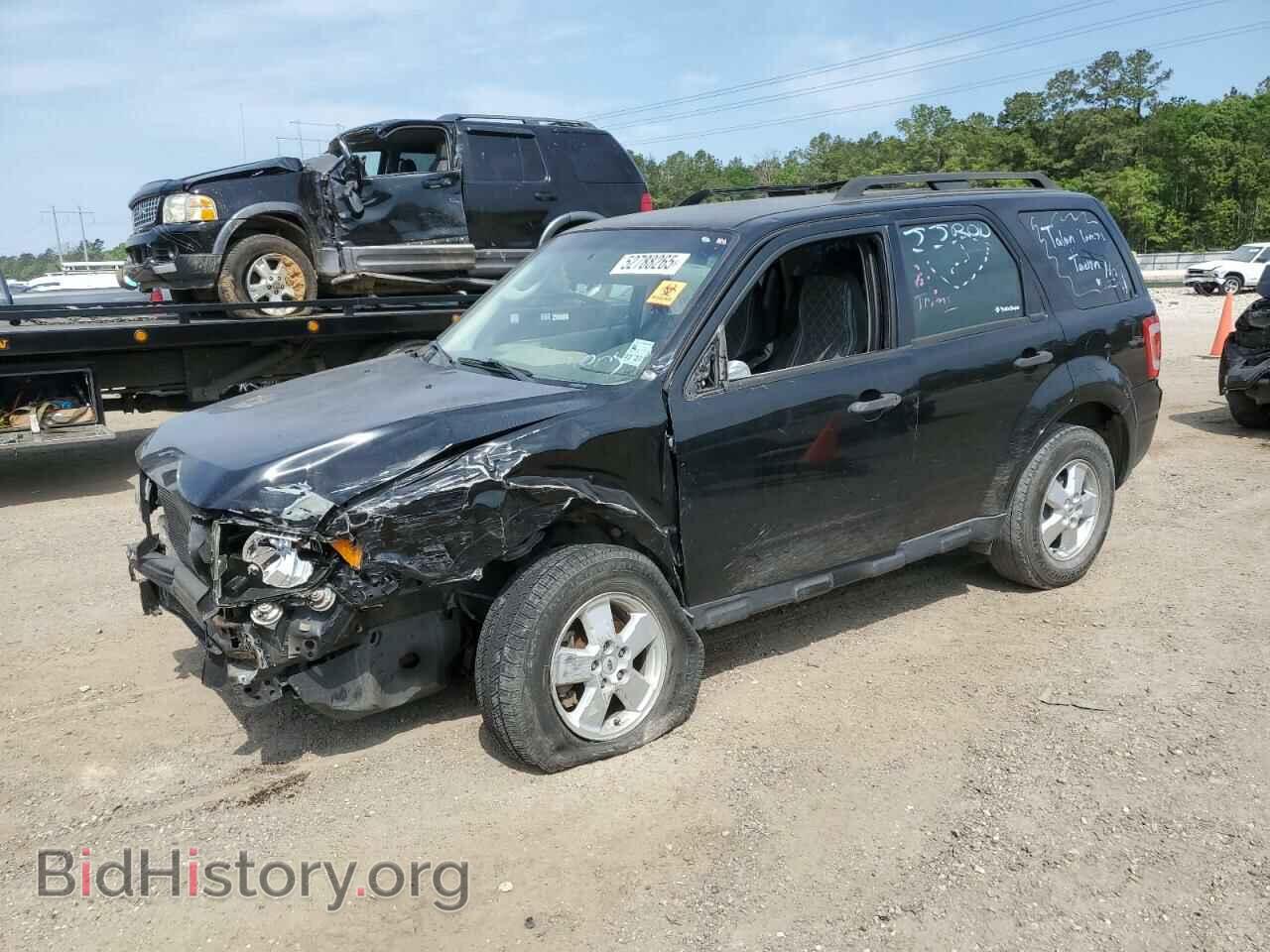 Photo 1FMCU027X9KB80144 - FORD ESCAPE 2009
