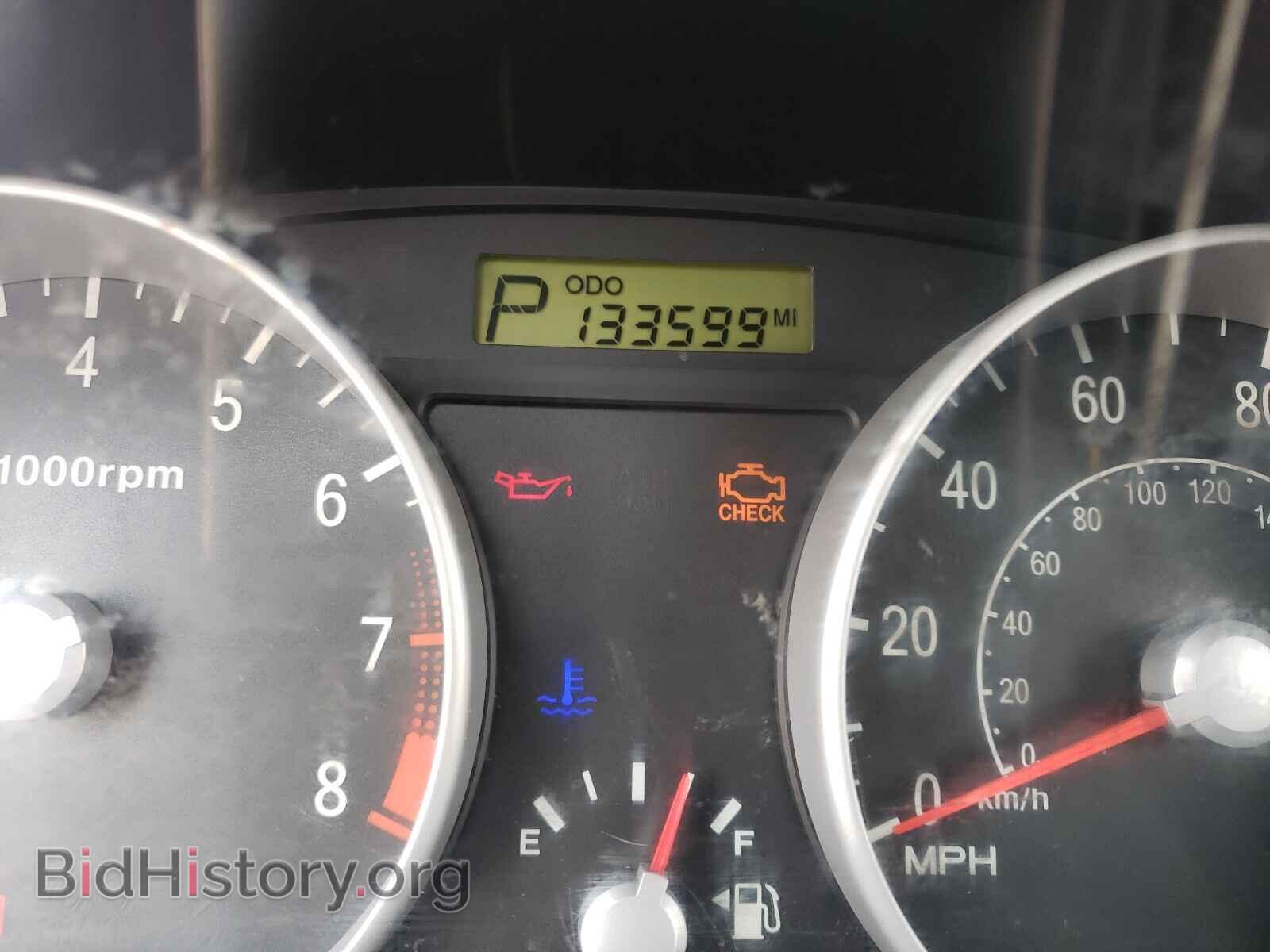 2007 HYUNDAI ACCENT - VIN: KMHCM36C97U037633 - Фото 8