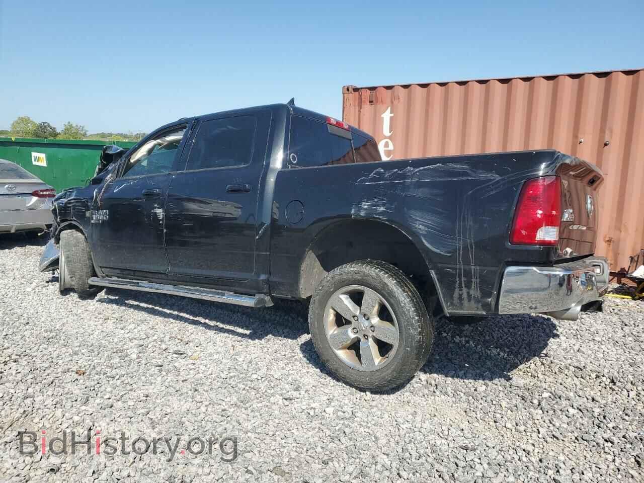 2019 RAM 1500 - VIN: 1C6RR6LT3KS573477 - Photo 2