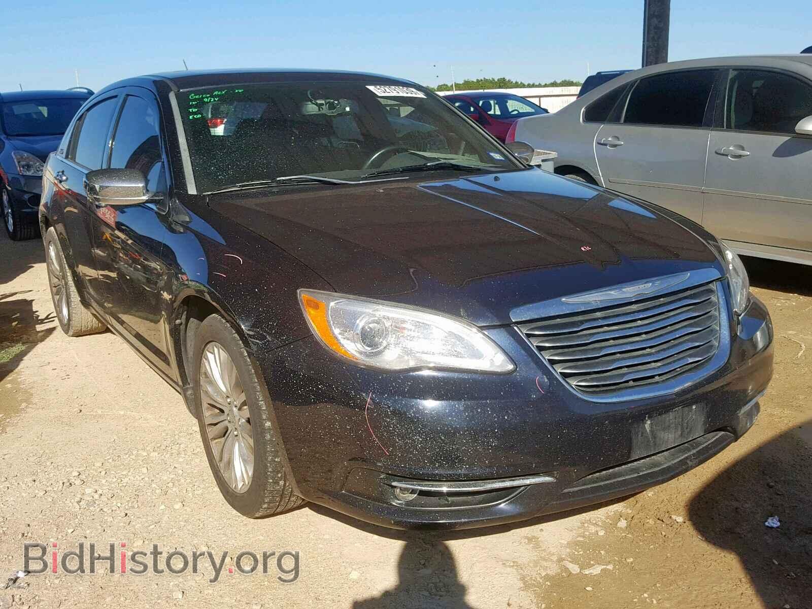 Photo 1C3BC2FG0BN575533 - CHRYSLER 200 2011
