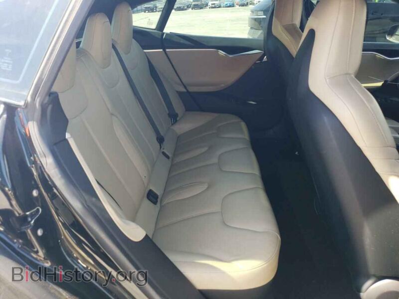 2016 Tesla MODEL S (VIN 5YJSA1E20GF123251) — photo 10 of 12