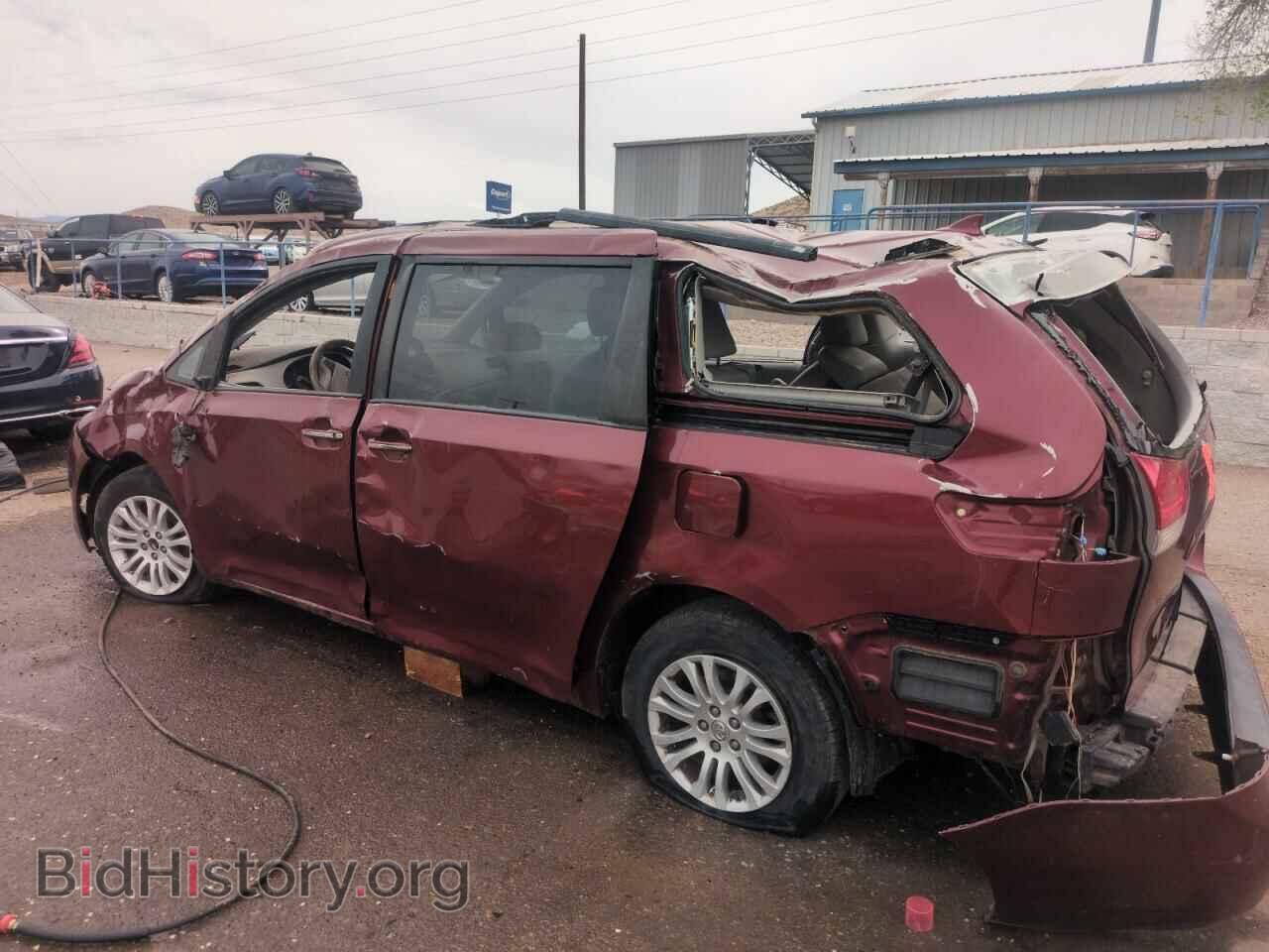 2013 TOYOTA All Models - VIN: 5TDYK3DC8DS381909 - Фото 2