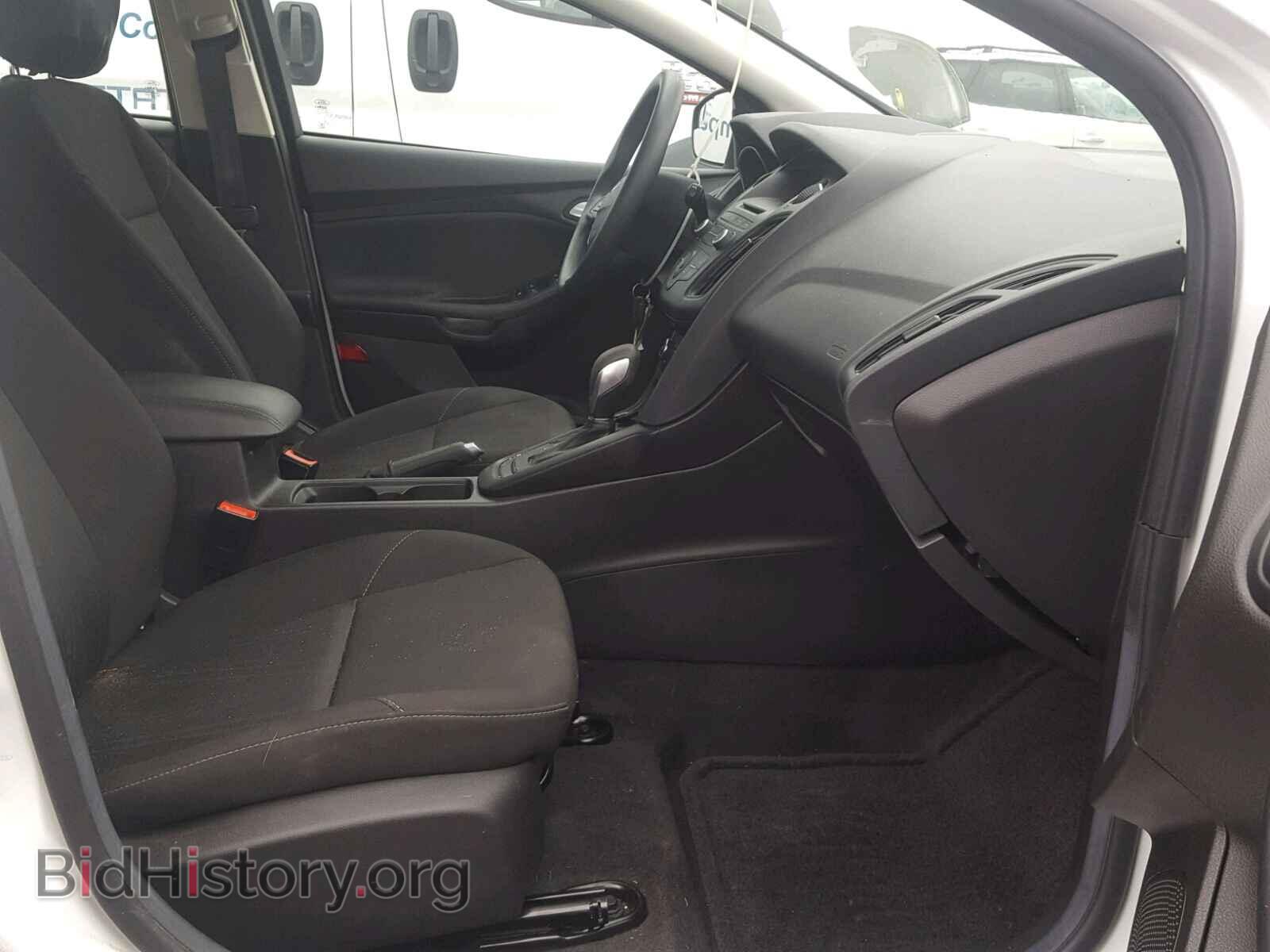 2017 FORD FOCUS - VIN: 1FADP3K22HL313435 - Photo 5