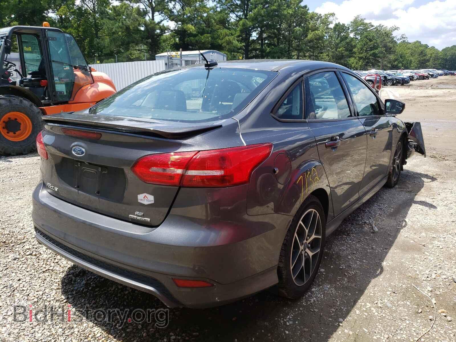 2015 FORD FOCUS - VIN: 1FADP3F2XFL216331 - Photo 4