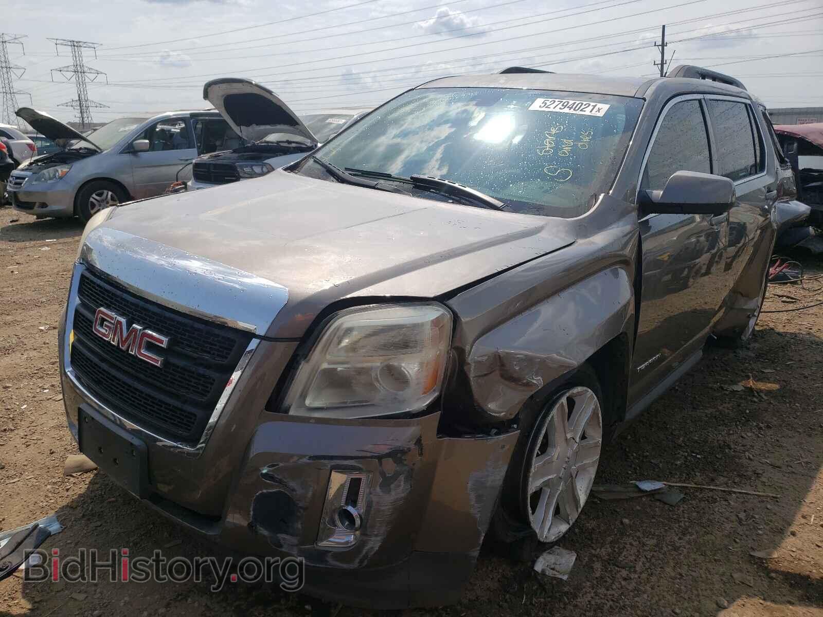 2011 GMC TERRAIN - VIN: 2CTALUEC1B6236130 - Photo 2