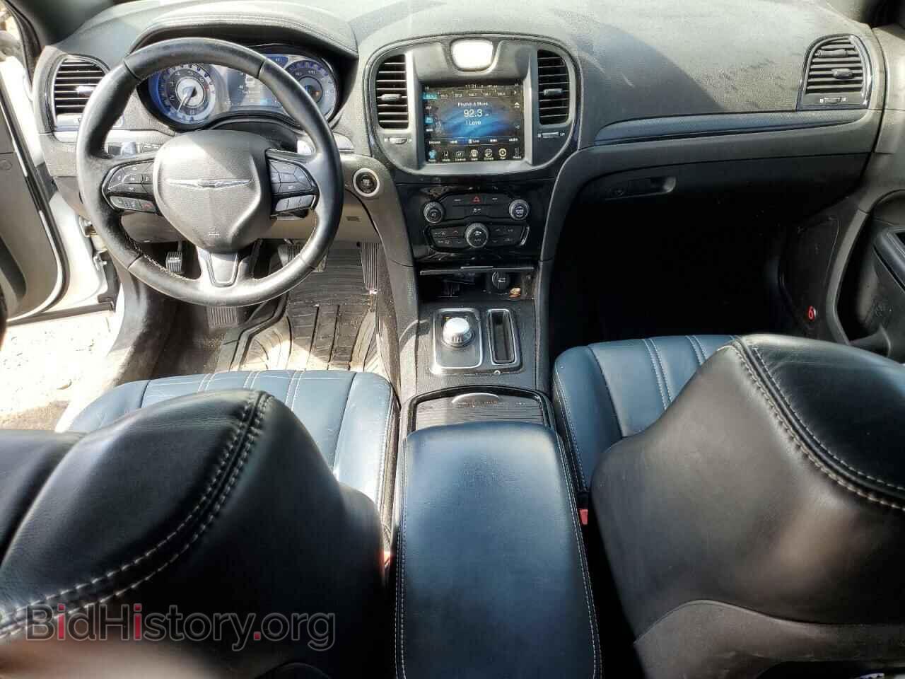 2016 CHRYSLER 300 - VIN: 2C3CCAGG6GH148015 - Photo 8