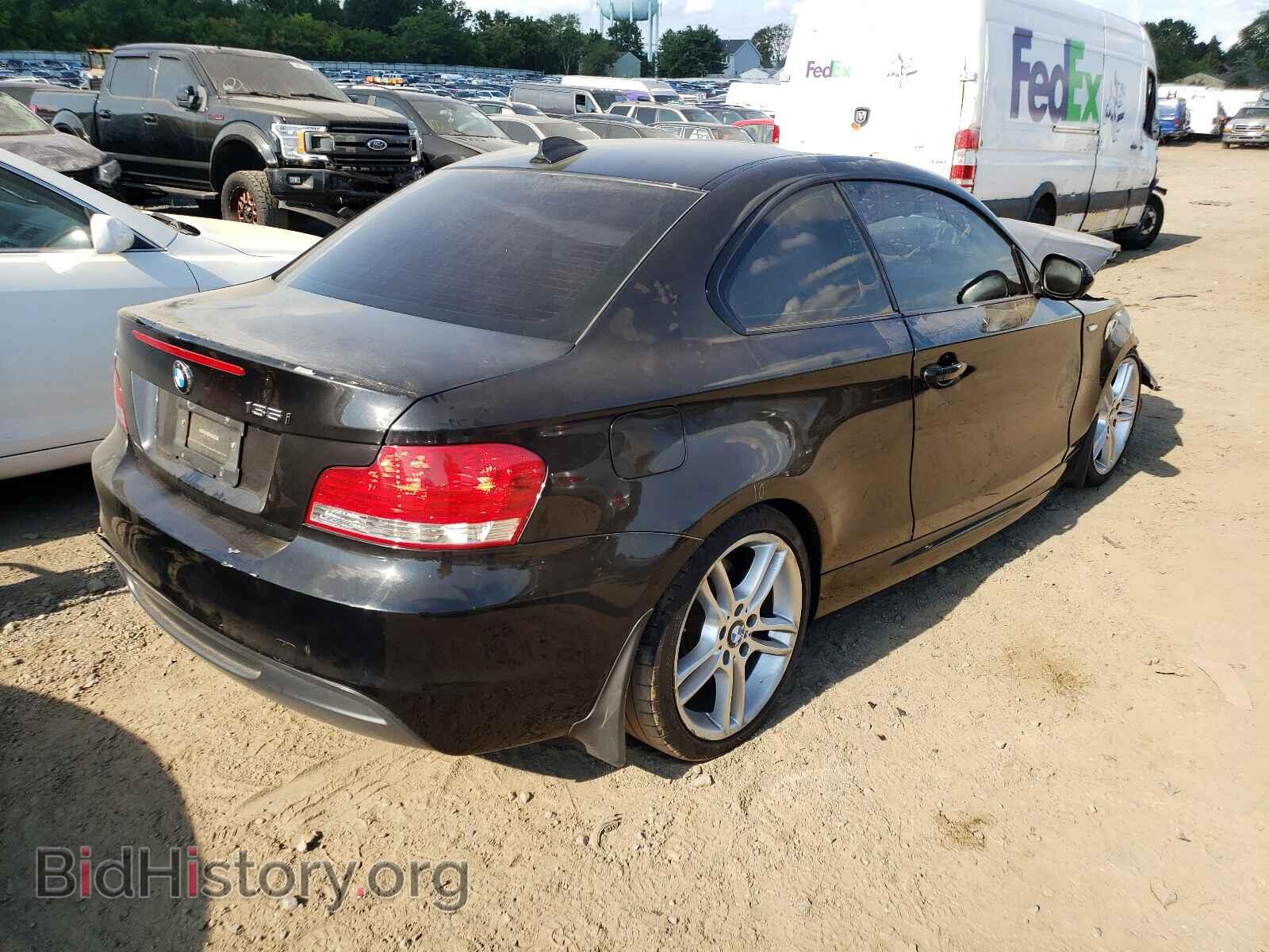 2011 BMW 1 SERIES - VIN: WBAUC9C52BVM11004 - Фото 4