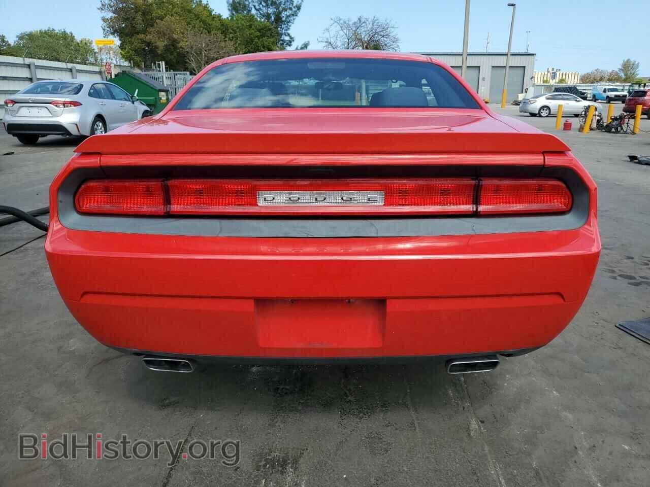 2014 DODGE CHALLENGER - VIN: 2C3CDYAG5EH311197 - Фото 6