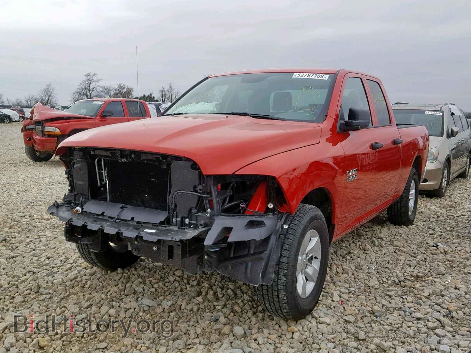 2018 RAM 1500 ST - VIN: 1C6RR6FG9JS238818 - Фото 2