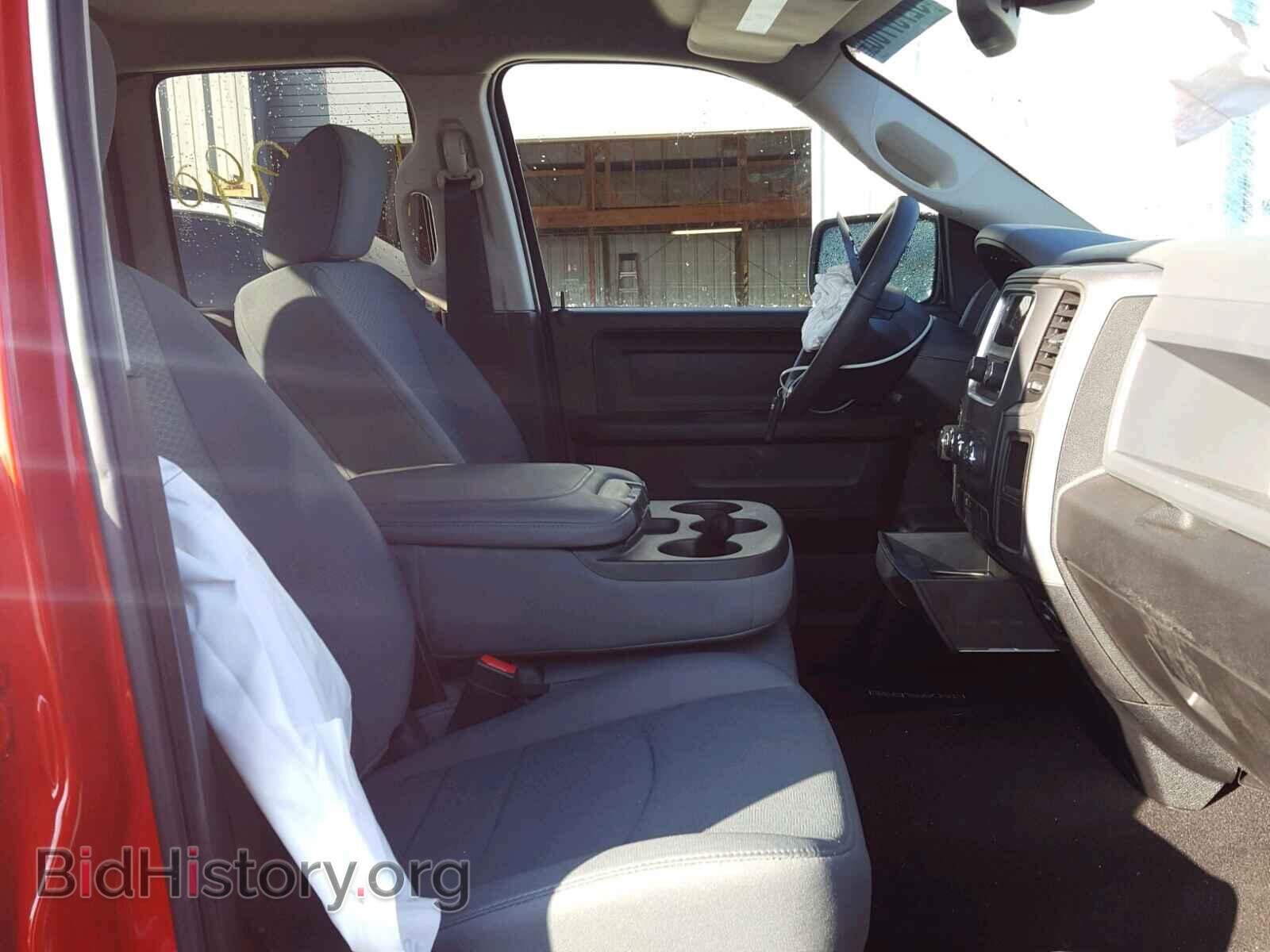 2018 RAM 1500 ST - VIN: 1C6RR6FG9JS238818 - Фото 5