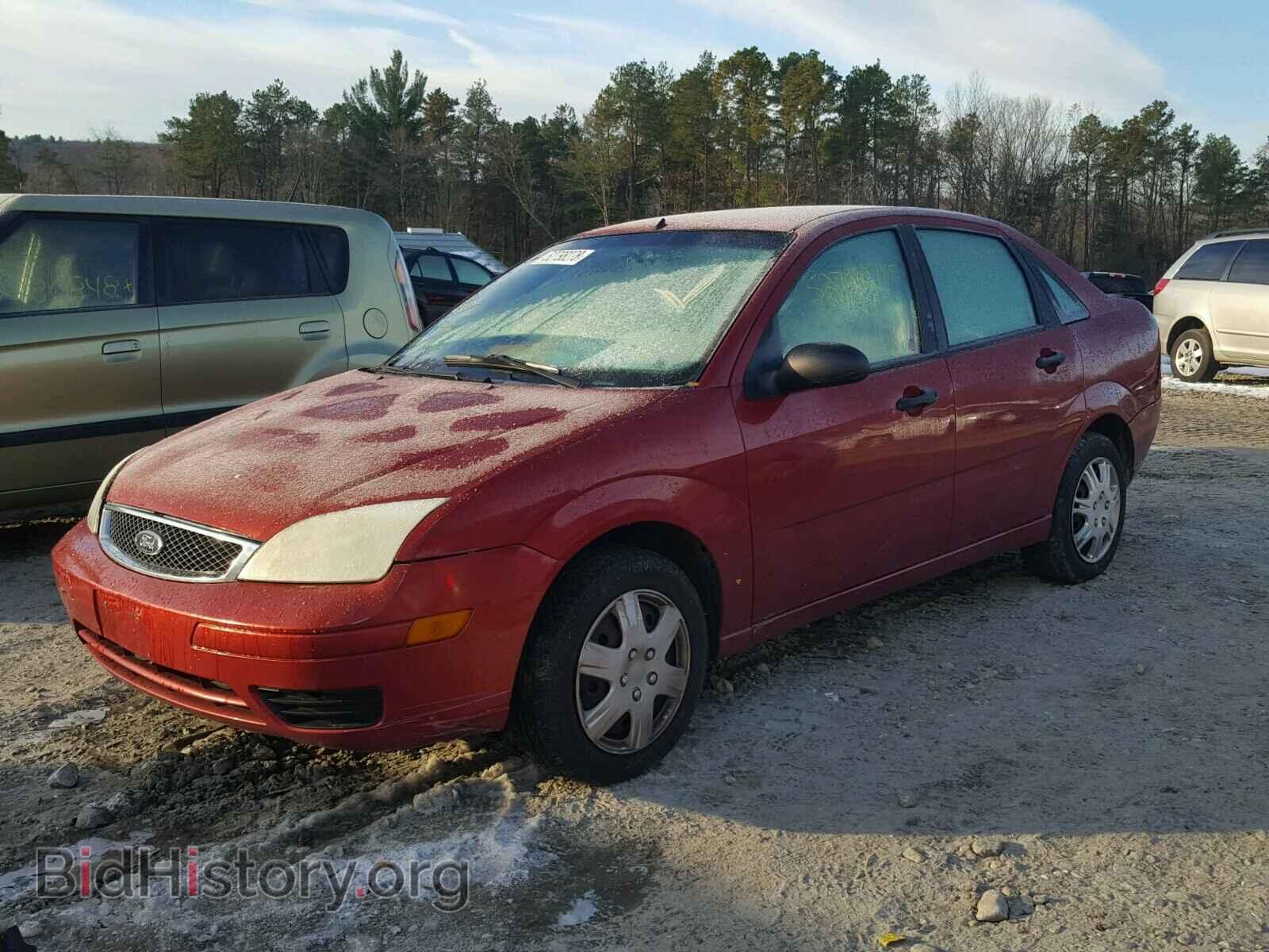 2005 FORD FOCUS - VIN: 1FAFP34N25W168875 - Фото 2